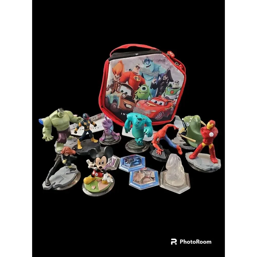 Ps4‎ Infinity Game With Figures And Carrying Case Lot